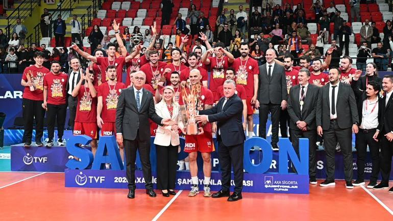 Bakan Bak, Kırıkkalede Yeni Spor Kompleksinin açılışını gerçekleştirdi