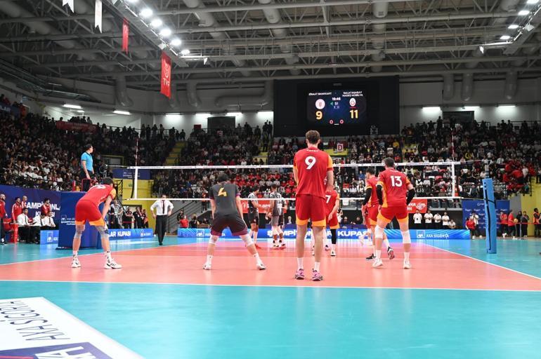 Bakan Bak, Kırıkkalede Yeni Spor Kompleksinin açılışını gerçekleştirdi