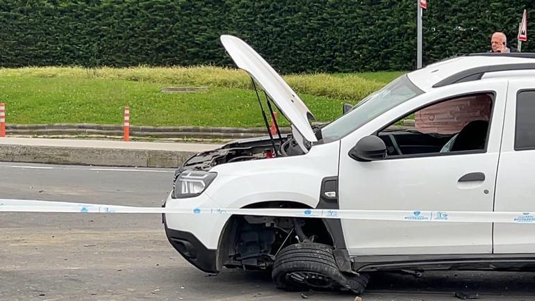 Eyüpsultan’da 2 araca çarpan hafriyat kamyonu İSKİ’nin bahçesine düştü: 2 yaralı