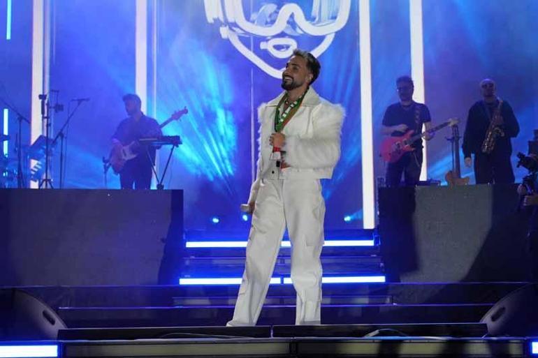 Diyarbakır Kültür Yolu Festivali’nde Sefo, konser verdi