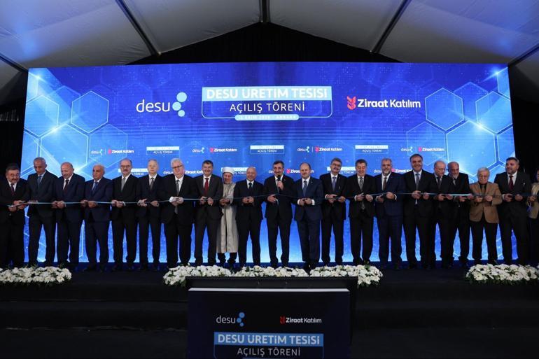 Cumhurbaşkanı Yardımcısı Yılmaz: İlaç ve tıbbi cihazlarda yerli üretimi artırmak önceliklerimiz arasında