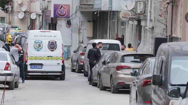 Fatihte icra memurlarıyla tartışıp havaya ateş açan kiracı gözaltına alındı