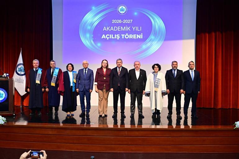Mustafa Şentop: Türkiye bölgede ve dünyanın tamamında önemli bir aktördür, oyun kuran bir ülkedir