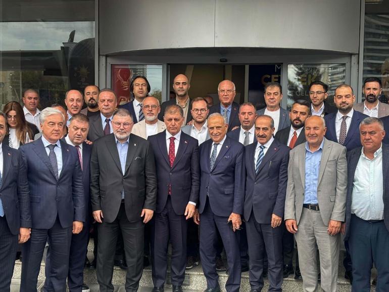 Cemil Tugay: İzmir’e hizmet etmek üzere konuşmak değil, çalışmak zamanı