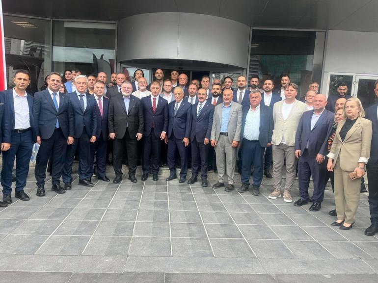 Cemil Tugay: İzmir’e hizmet etmek üzere konuşmak değil, çalışmak zamanı