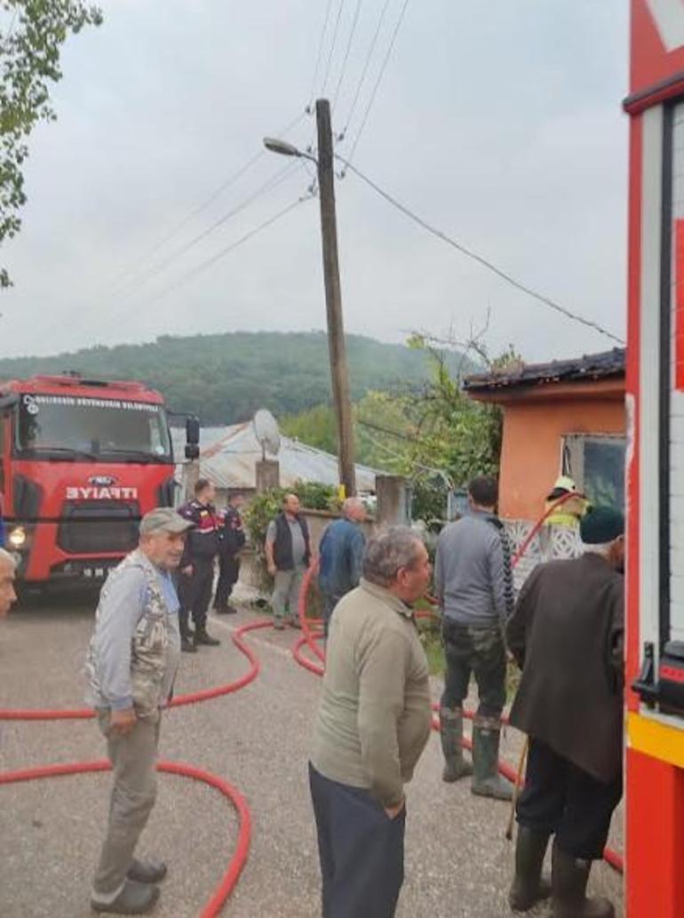90 yaşında evinde çıkan yangında öldü