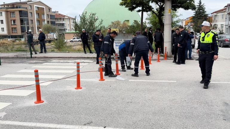 Hak sahibi davayı kazandı, caddenin bir bölümü çitle kapatıldı