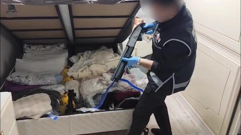 Sanal medyadan suç örgütlerine eleman temin eden 25 şüpheliye gözaltı