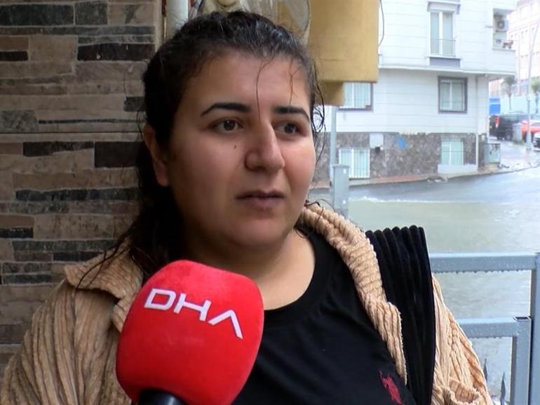 İstanbulda sağanak; yollar göle döndü