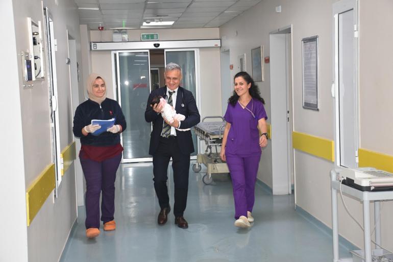 Alya bebek, 41 gün sonra annesine kavuştu