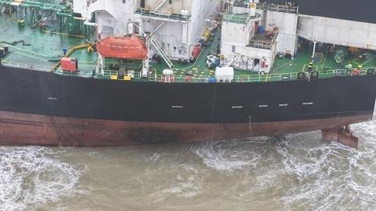 Sarıyer’de sürüklenen tanker havadan görüntülendi