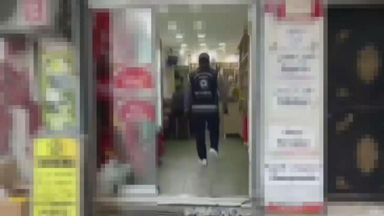 Fatih’te göçmen kaçakçılığı ve resmi belgede sahtecilik operasyonu: 2 tutuklama
