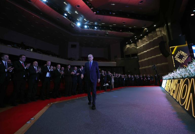 Cumhurbaşkanı Erdoğan: Fon Koordinasyon Kurulumuz tıpkı bir cerrah titizliğiyle operasyonu yürütüyor