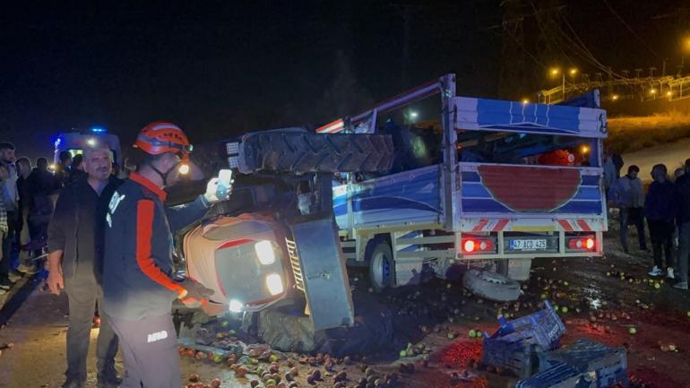 Traktörlele kamyonet çarpıştı; 1 ölü, 1 yaralı