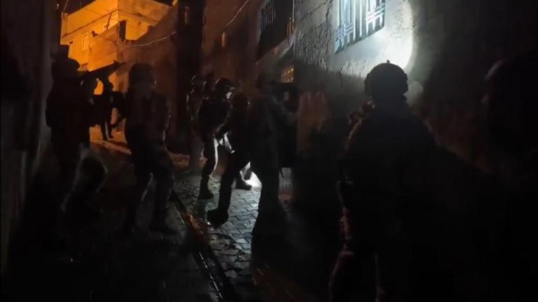 Şanlıurfa’da uyuşturucu operasyonuna 13 tutuklama