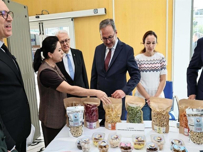Kasapoğlu: Gençlerimizi tarımın pasif izleyicileri olarak görmüyoruz