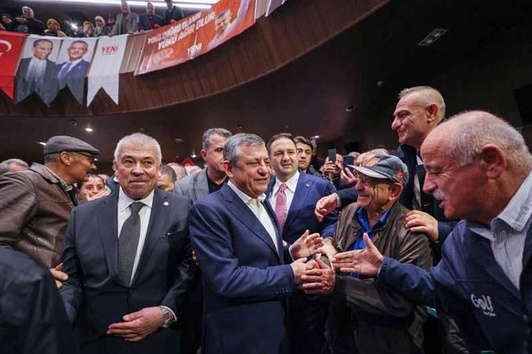 Özgür Özel: Ortak geleceğin yolunu açmaya geliyoruz