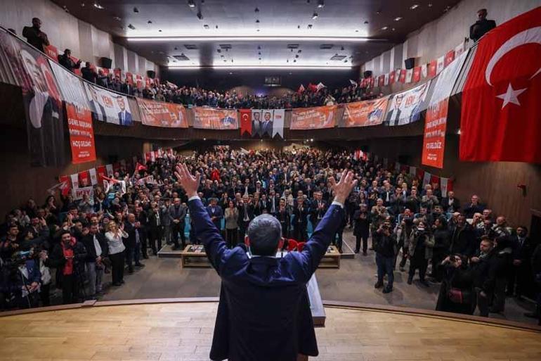 Özgür Özel: Ortak geleceğin yolunu açmaya geliyoruz
