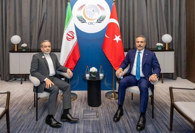 Dışişleri Bakanı Fidan, İranlı mevkidaşı Arakçi ile görüştü