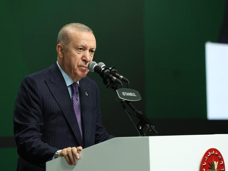 Cumhurbaşkanı Erdoğan: 2026 yılı bitmeden 38 bin hekim dışı personel alacağız