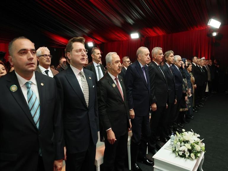 Cumhurbaşkanı Erdoğan: 2026 yılı bitmeden 38 bin hekim dışı personel alacağız