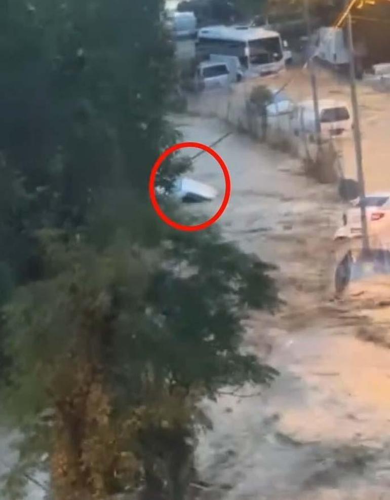 Sarıyer’de selde kaybolan Ahmet Derin’in aracının sürüklendiği anların görüntüsü ortaya çıktı