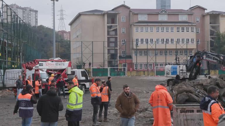 Ayazağa’da dere yatağındaki riskli yapılarda yıkım başladı