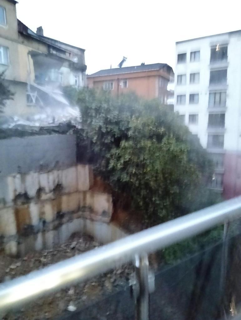Zonguldakta yağış nedeniyle evin duvarı çöktü