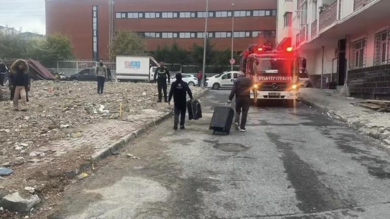 Küçükçekmecede çatlaklar oluşan ve sesler gelen 7 katlı bina tahliye edildi