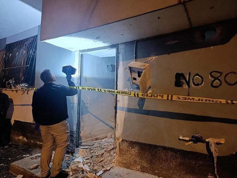 Adana’da bir eve el yapımı patlayıcı atıldı