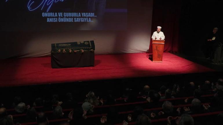 Soner Olgun için Harbiye Muhsin Ertuğrul Sahnesinde anma töreni yapıldı