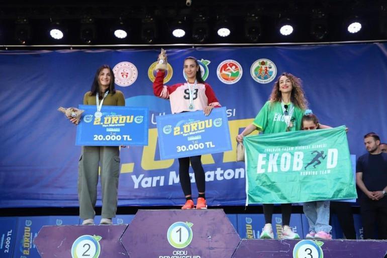 Orduda Uluslararası 2nci Ordu Yarı Maratonu düzenlendi