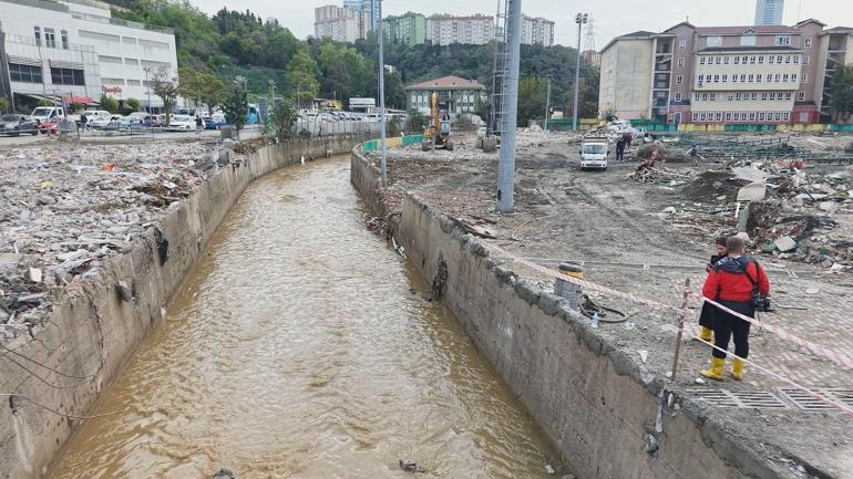 Sarıyer’de yıkılan Ayazağa Atatürk Stadı’nda çalışmalar havadan görüntülendi