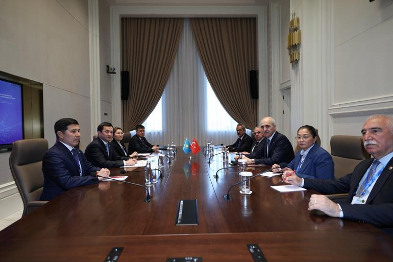 TBMM Başkanı Kurtulmuş, Kazakistan Kurultayı Başkanı Dadebay ile bir araya geldi