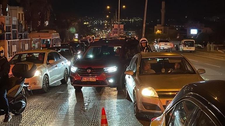 Bodrum’da motosikletin çarptığı yaya öldü; kaza anı kamerada