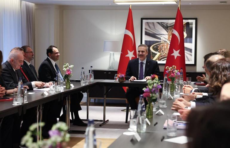 Bakan Fidan, Brüksel’de STK temsilcileri ile buluştu