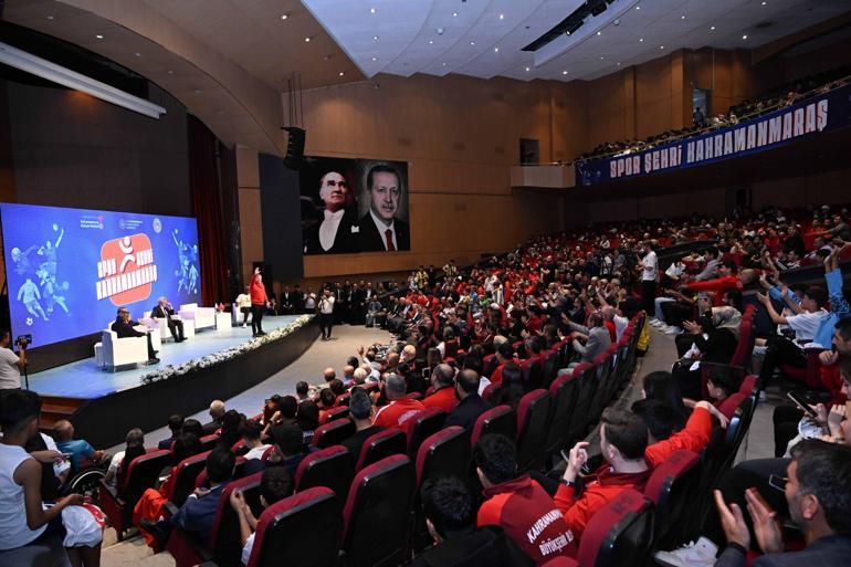 Türk futbolun efsane isimleri Kahramanmaraş’ta buluştu