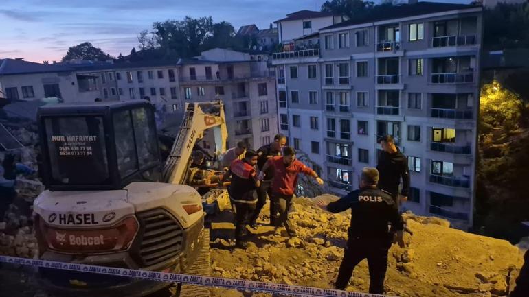 Zonguldak’ta 3 katlı bina çöktü; enkazda kalan 2 kişiden 1’i kurtarıldı