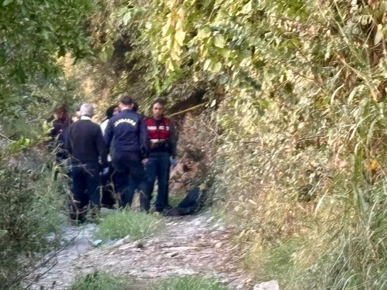 Koyunlarını otlatırken ölü bulundu