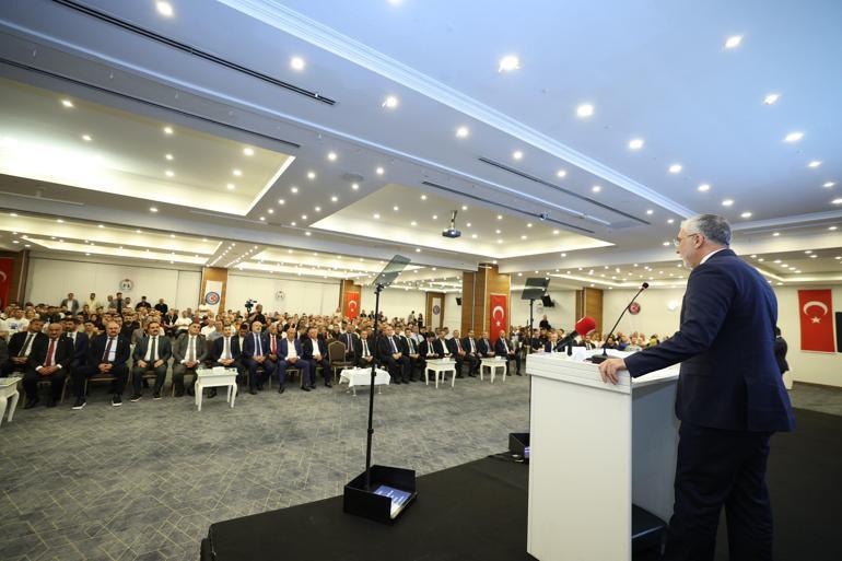 Bakan Işıkhan, Koop-İş Sendikasının eğitim seminerine katıldı