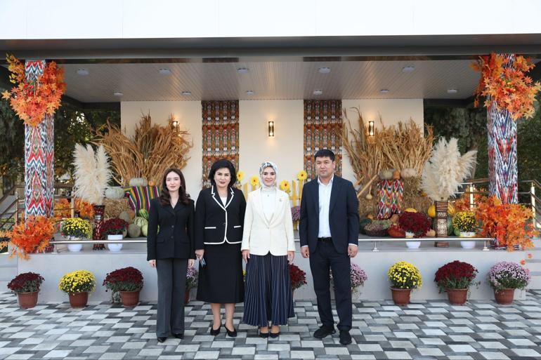 Bakan Göktaş, Özbekistan Aile ve Kadın Konseyi Başkan Yardımcısı Nurmatova ile görüştü