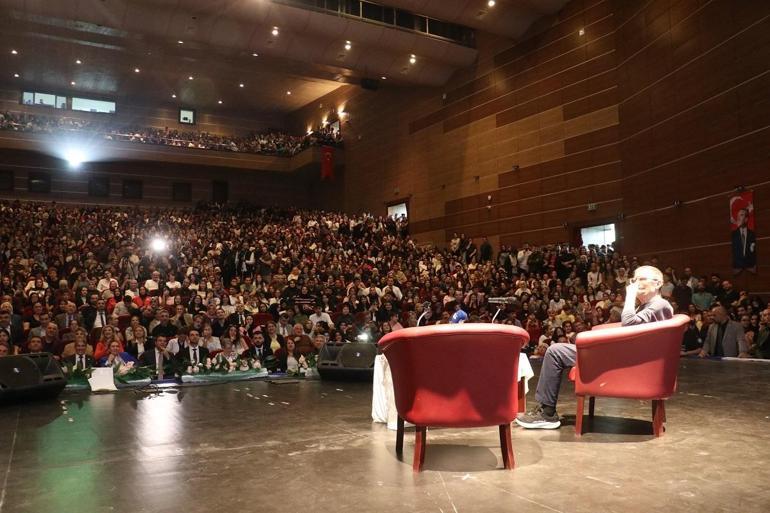 Nobel ödüllü Aziz Sancar, Diyarbakır’da öğrencilerle buluştu