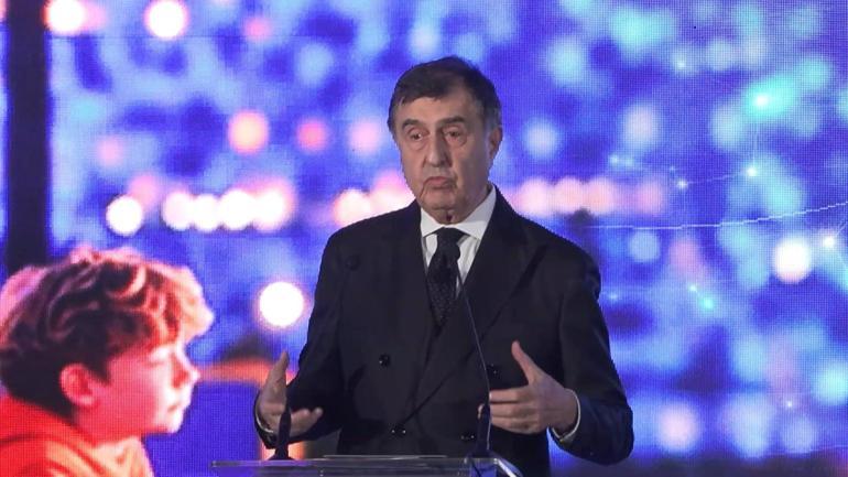 İstanbul’da televizyonun toplumsal hayattaki yeri ve etkisi konuşuldu