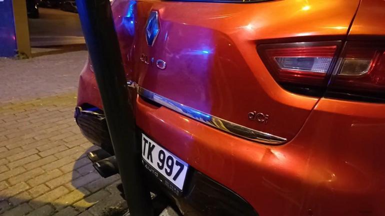 Bursa’da polisten kaçarken trafik lambasına çarpan alkollü sürücüye 420 bin lira ceza