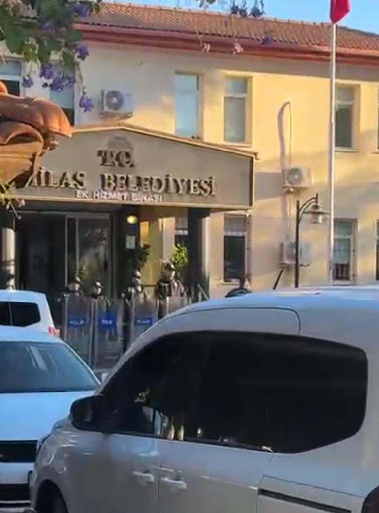 Milas Belediyesine operasyonda Başkan Topuz ve oğlu da dahil 20 şüpheli adliyede
