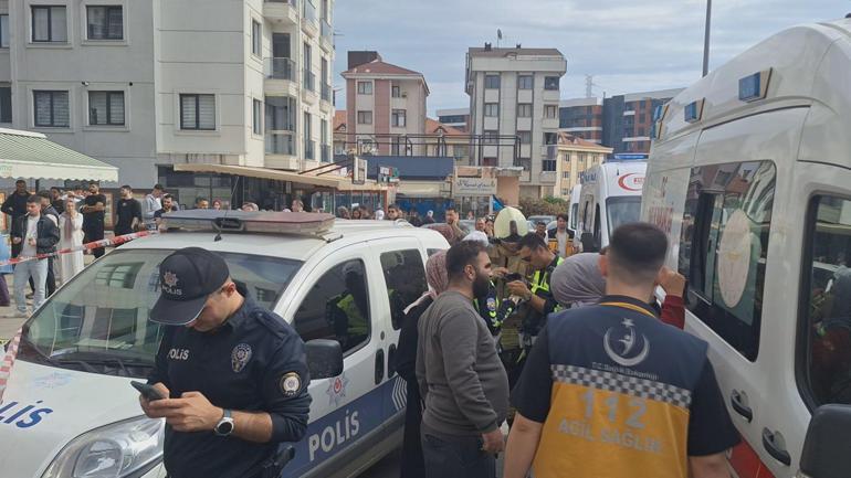 Pendikte hafriyat kamyonu eczaneye daldı; 7 yaralı