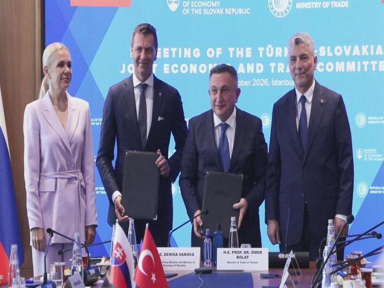 Bakan Bolat: Slovakya ile 5 milyar dolarlık ticaret hedefine gelecek yıl ulaşırız