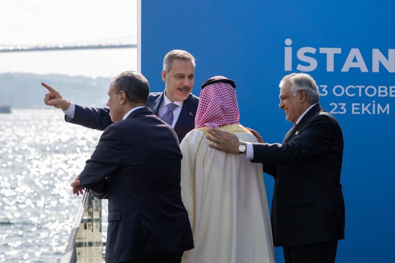 İstanbulda R4+E3 Dışişleri Bakanları Toplantısı başladı