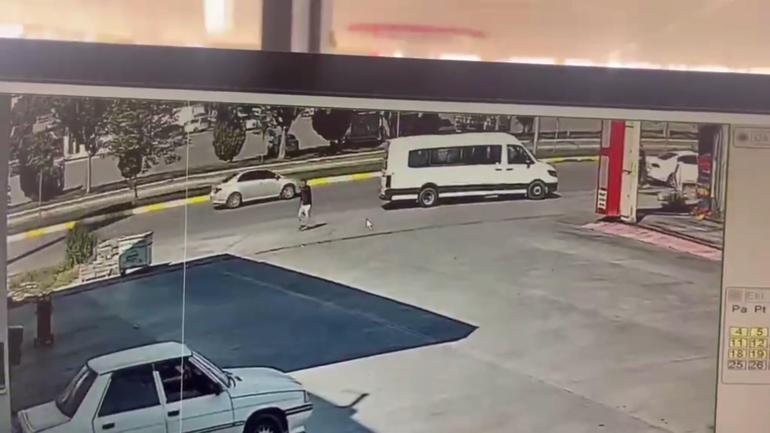 Bıçaklayıp darbettiği kişinin yakınları tarafından sopayla dövüldü