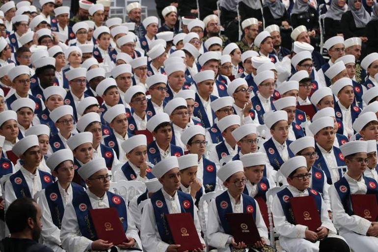 Kayseri’de 738 öğrenci için hafızlık icazet merasimi düzenlendi